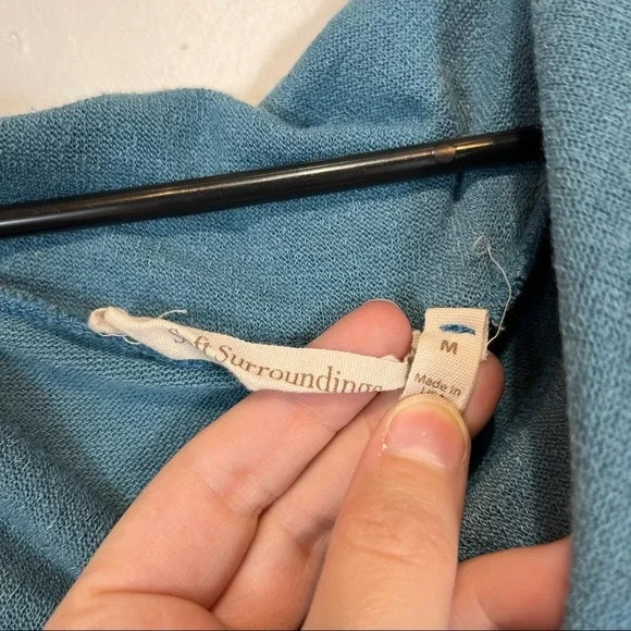 Soft Surroundings B Call Teal Asymmetrical Hem Tunic Size Woman's Medium - Picture 7 of 7